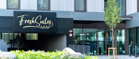 Fachada de la propiedad