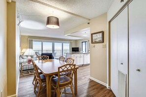 Dining - DAILY ACTIVITIES & LINENS INCLUDED! Upgraded 3BR 2BA condo with direct oceanfront views! Walk to Northside Park. (Ocean City)