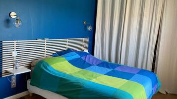 4 slaapkamers, een strijkplank/strijkijzer, gratis wifi