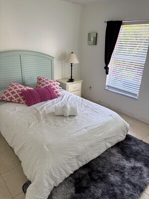 1 habitación, wifi y ropa de cama