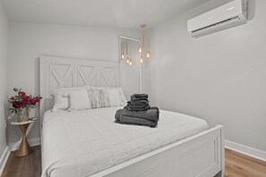 2 Schlafzimmer, Bügeleisen/Bügelbrett, kostenloses WLAN, Bettwäsche