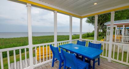 Waterview Cabin on Currituck Sound - Great Campground Amenities (WV90)