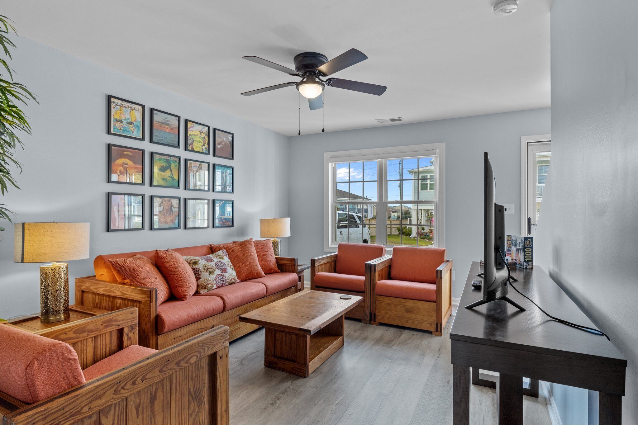 Oceanside Condo in Atlantic Beach, NC-Anchors Away Unit 1