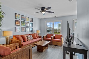 TV - Oceanside Condo in Atlantic Beach, NC-Anchors Away Unit 1 (Atlantic Beach)