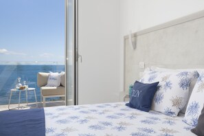 6 bedrooms, iron/ironing board, free WiFi, bed sheets