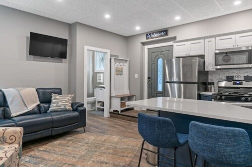 Modern Contemporary apartment