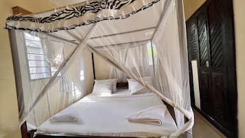 5 chambres, bureau, lit parapluie, Wi-Fi gratuit