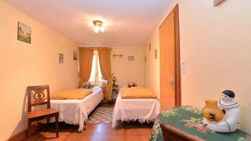 2 slaapkamers, reisbedje, gratis wifi