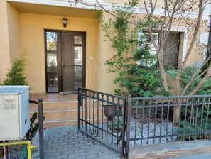 Exterior detail - Casa Voastra (Timișoara)