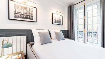 2 bedrooms, desk, iron/ironing board, free WiFi