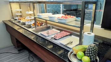 Petit déjeuner buffet compris tous les jours