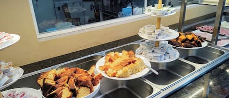 Petit déjeuner buffet compris tous les jours