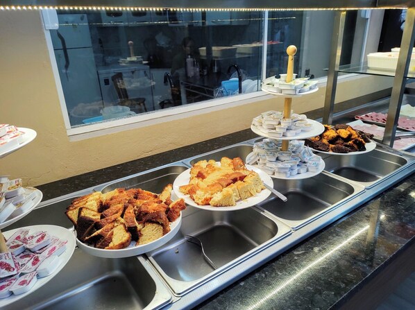 Desayuno buffet incluido todos los días