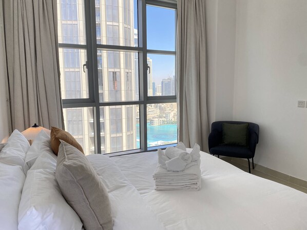 Panoramic Apartment | 2 bedrooms, premium bedding, in-room safe, individually decorated - Lux BnB Standpoint Towers Burj & Fountain Views (Dubai)