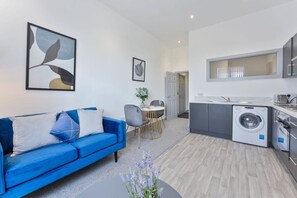 Immagine non classificata, 2 di 10, pulsante