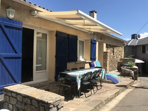 Outdoor dining - Country house, entire dwelling between Lacaune and Viane (tarn 81) (Gijounet)