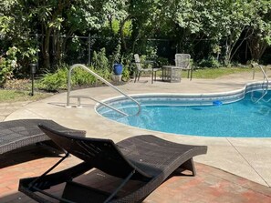 室外泳池、暖水池