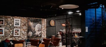 Baxter at Lake George Winery by Tiny Away