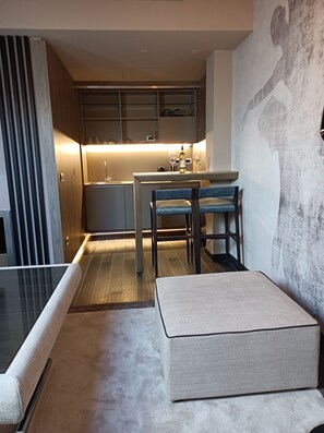 Penthouse | Private kitchen | Espresso maker, coffee/tea maker, electric kettle