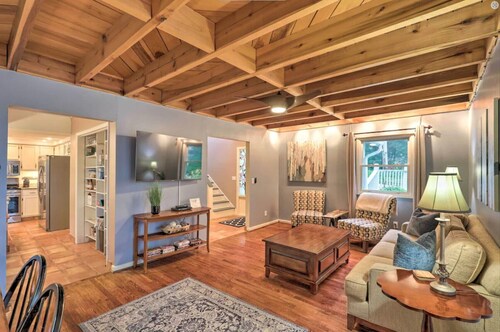 Prime Location with Scenic Views - Your Ultimate Retreat: Roamer's Respite