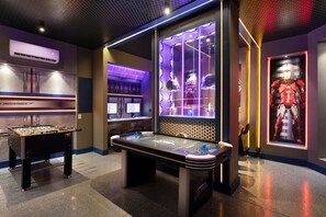 Spielezimmer
