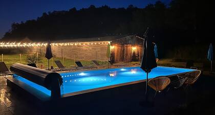 Romantic Bijou Gite filled with character and charm with shared pool