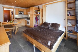 Room - 50m from resort center, 2nd floor, balcony, 25m², Le Grand Bornand (Le Grand-Bornand)