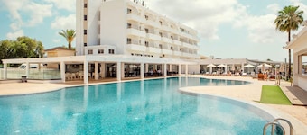 Piere Anne Beach Hotel