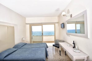 In-room safe, desk, laptop workspace, soundproofing