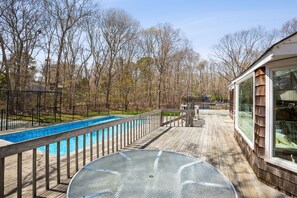 Piscina all'aperto, una piscina riscaldata