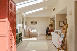 4 chambres, fer et planche à repasser, accès au Wi-Fi (inclus)