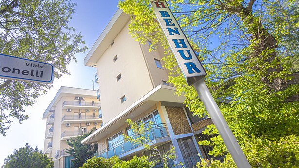 미분류 이미지, 1/12장, 버튼