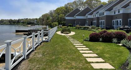 Beautiful Beach Front 1 Bedroom Triplex