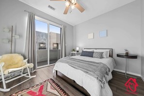 3 bedrooms, desk, iron/ironing board, WiFi