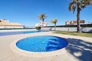 Piscina externa
