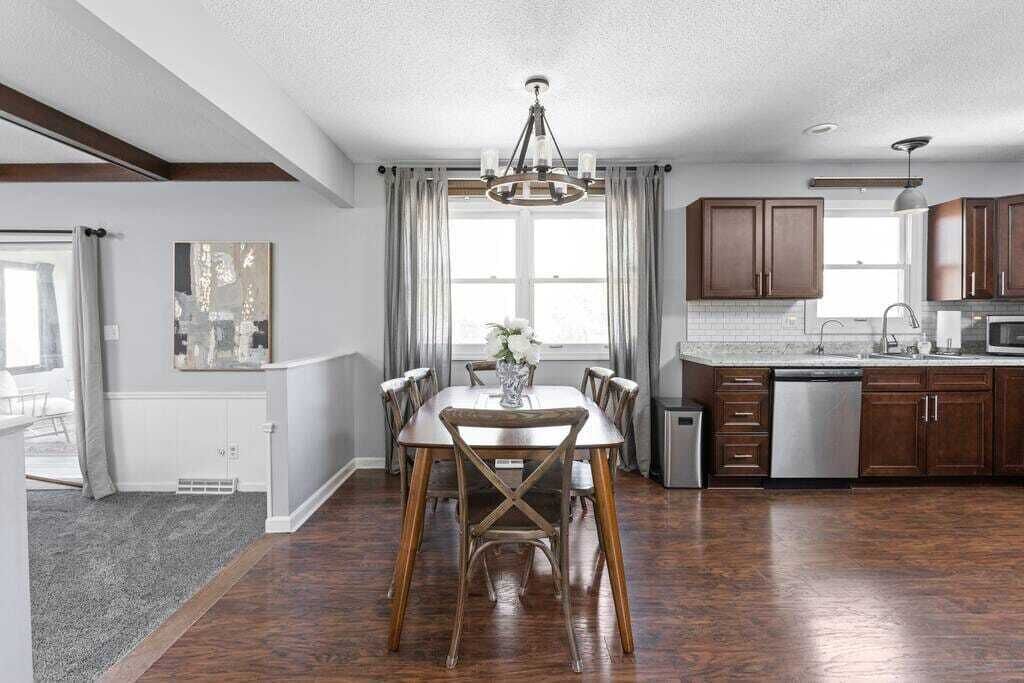 The City Escape, Suburban Retreat in Fishers
