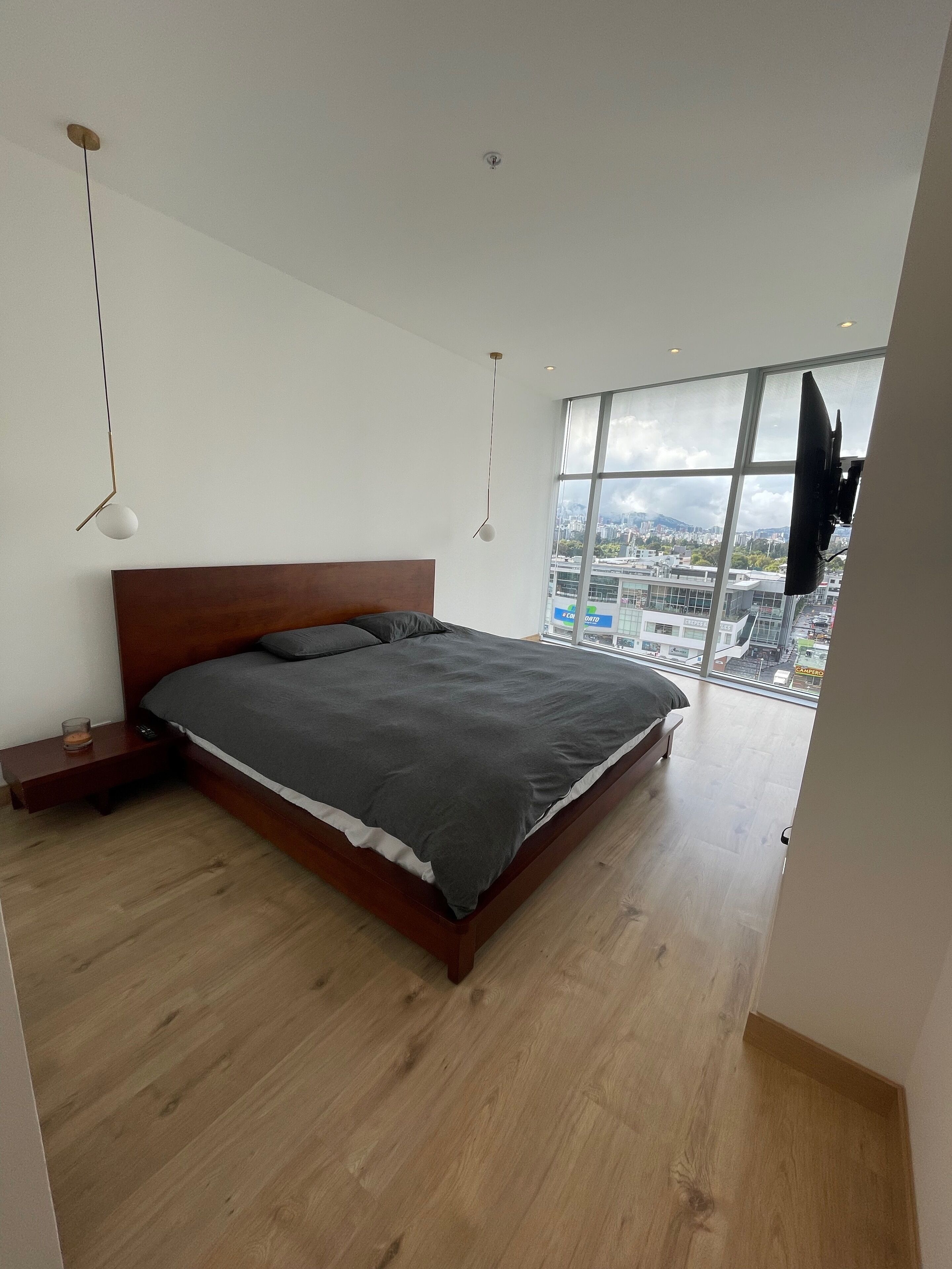 1 habitación, escritorio y wifi gratis 