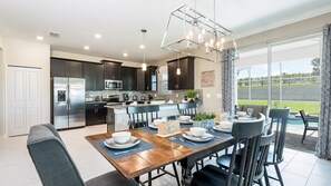 Dining - Beautiful 6 Bed 6 Bath Pool Home In a Resort 1512 (Davenport)