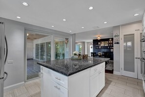 Interior - NEW! Spacious Relaxing Home With  Boat Dock (Hollywood)