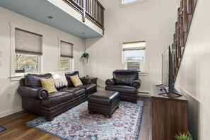 スマートテレビ、暖炉