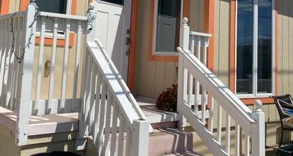 beach house steps to beach and Jenk's Boardwalk