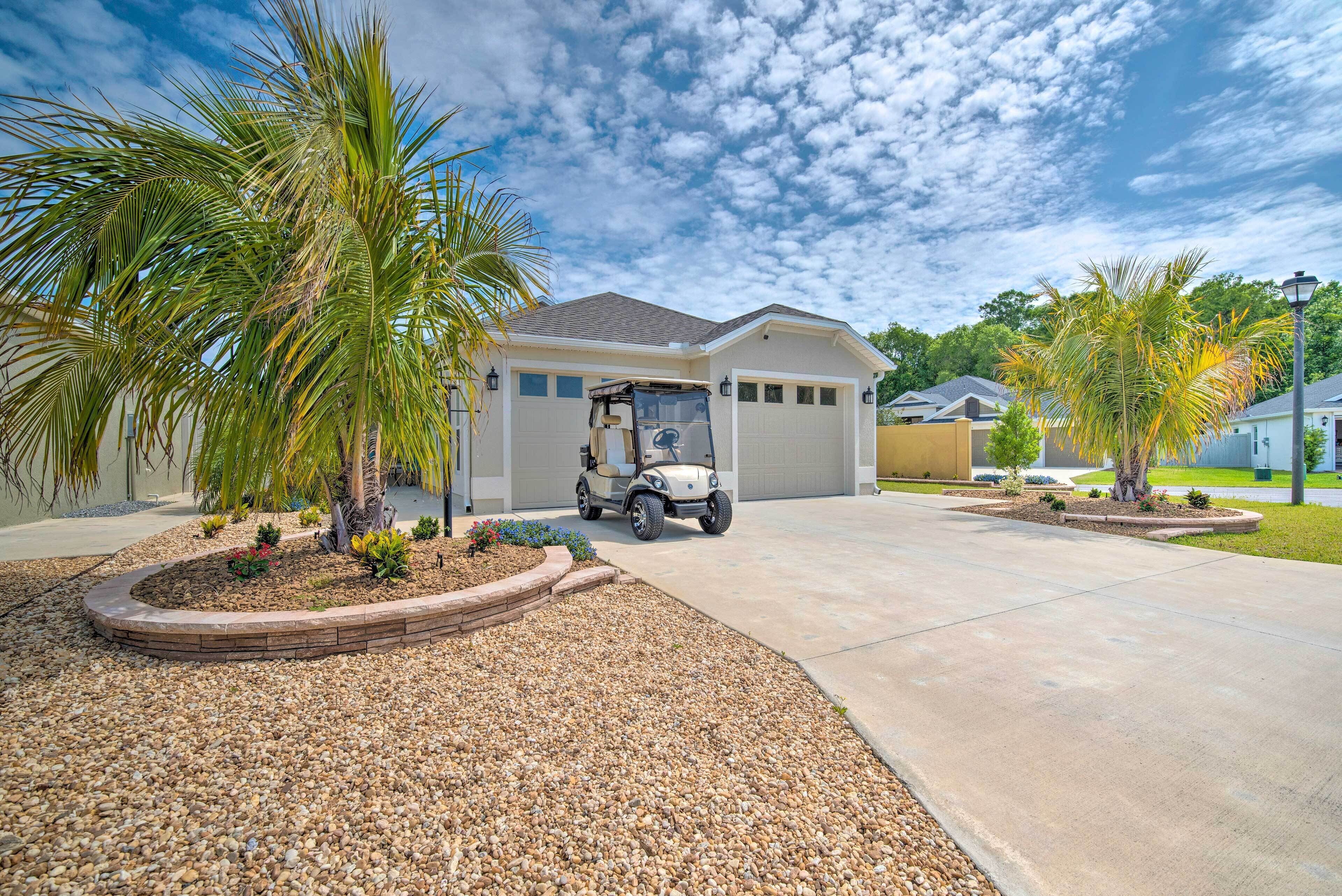Open-Concept Wildwood Home w/ Lanai & Yard!