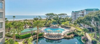 Renovated/Direct Ocean FT/1BR/1.5BA/Pool/Spa/Walk-in Shower/Roku Smart TVs/WiFi