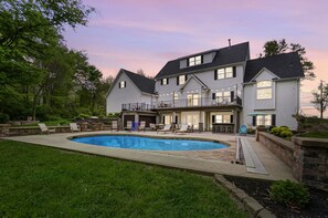 Outdoor pool - Secluded Lake Front House with Pool - (Celina)