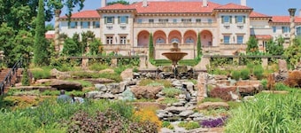 Traveler's Delight! Southern Hills/ORU/RiverSpirit
