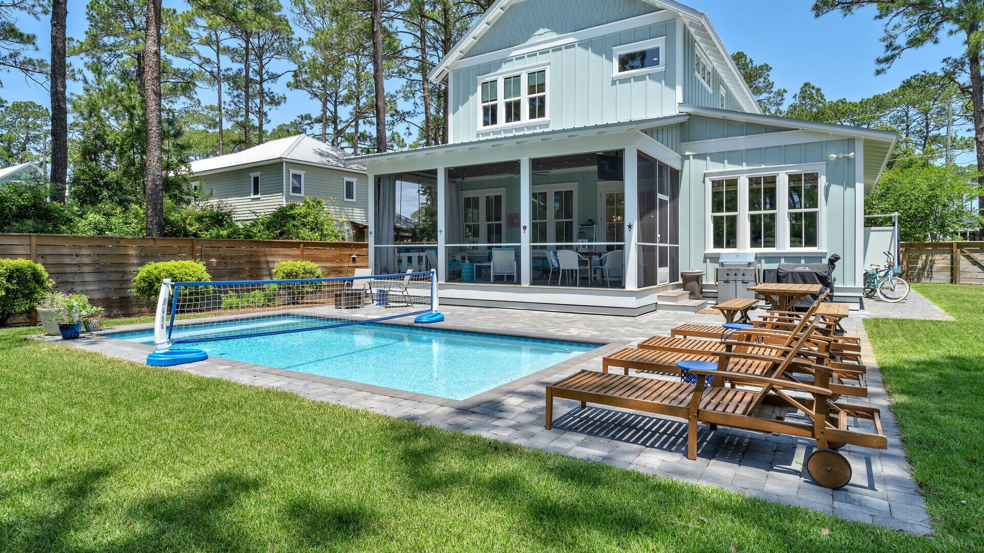 New! Private Pool, Golf Cart, Walk to Beach!