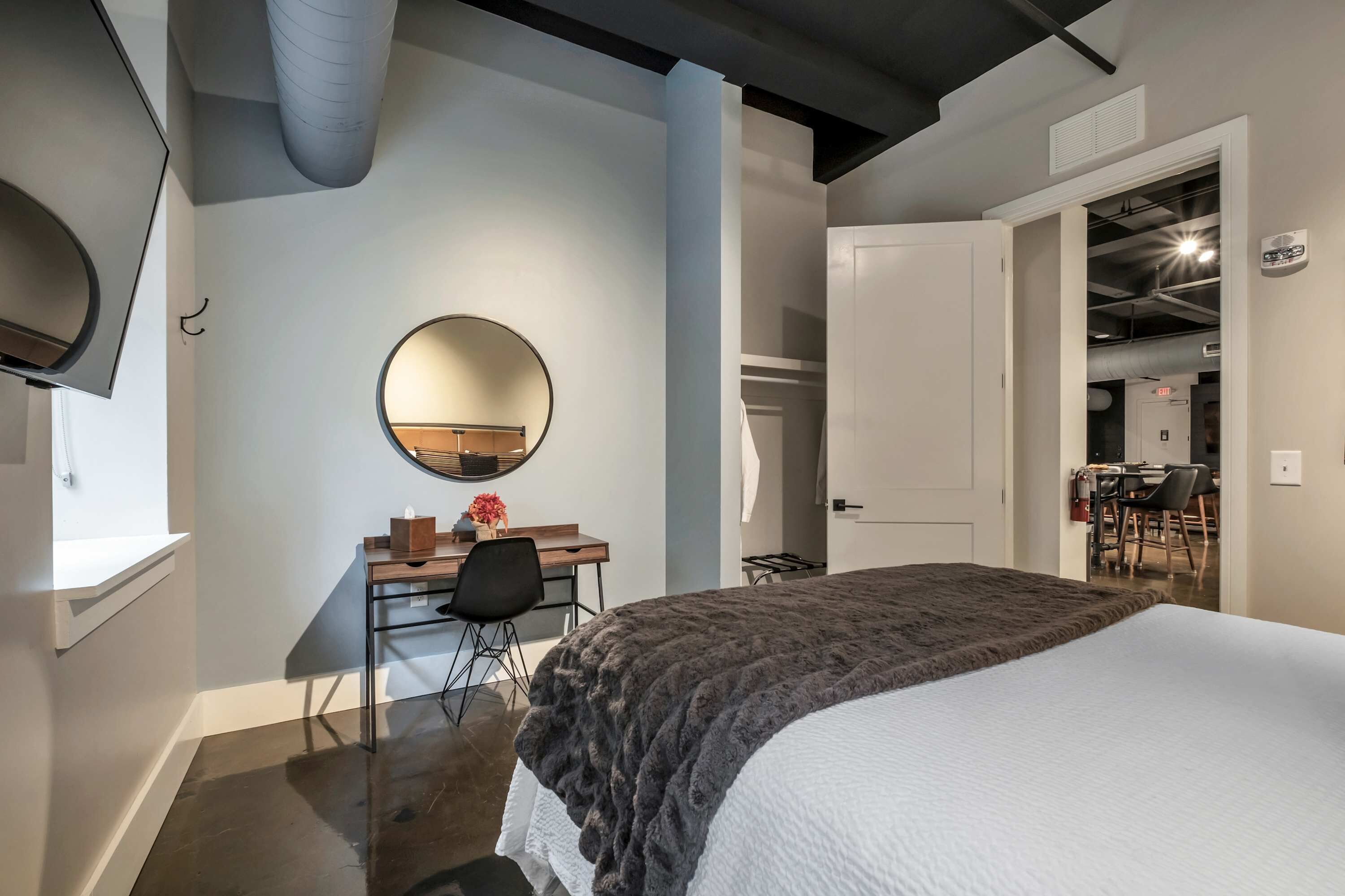 Modern Suite 6BR by Maddox Hotel Reviews, Deals & Photos 2026