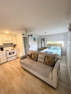 واي فاي مجانًا وملاءات أسرّة