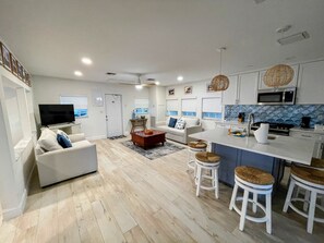 Living area - Kings Kamp (Key Largo)