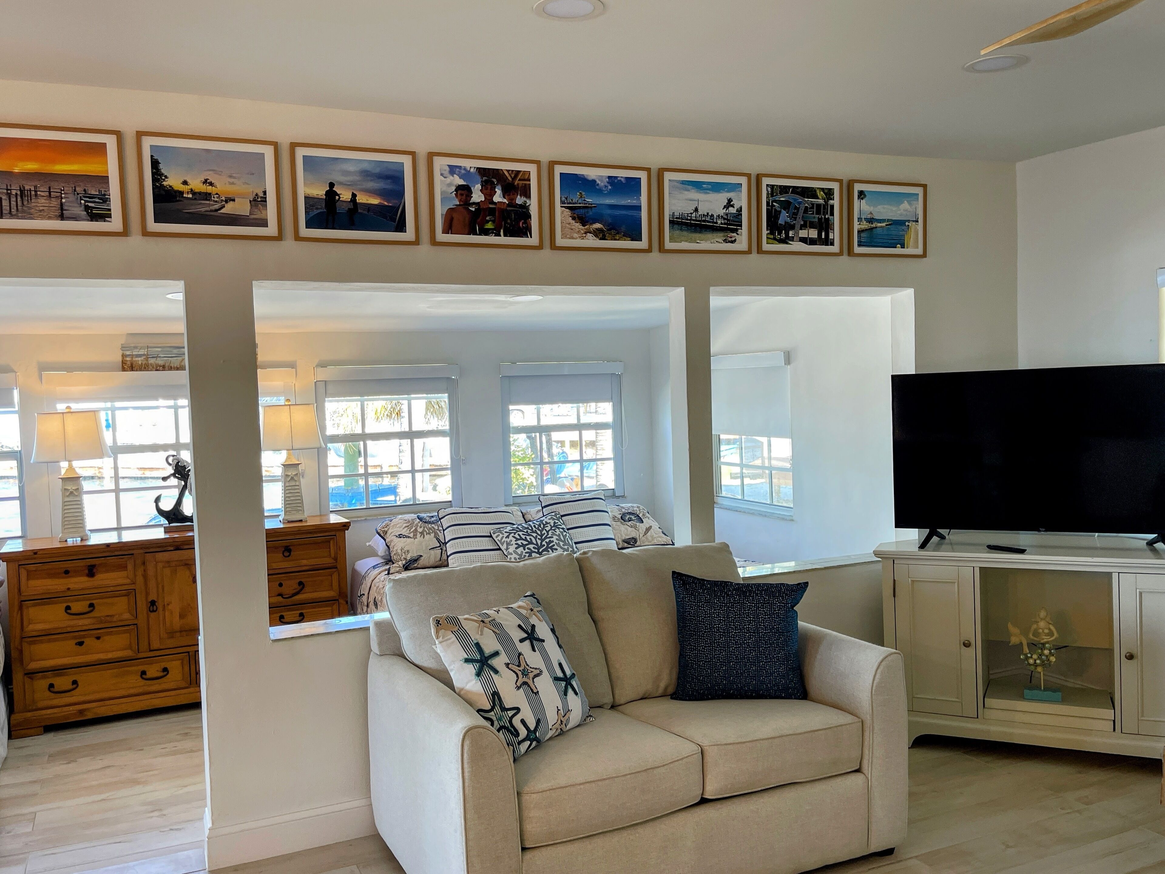 Superior Cabin | Free WiFi, bed sheets